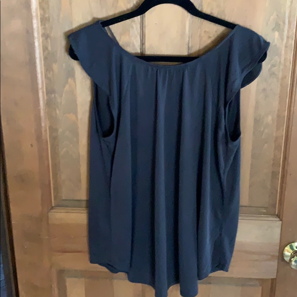 💐NWOT LOFT TOP